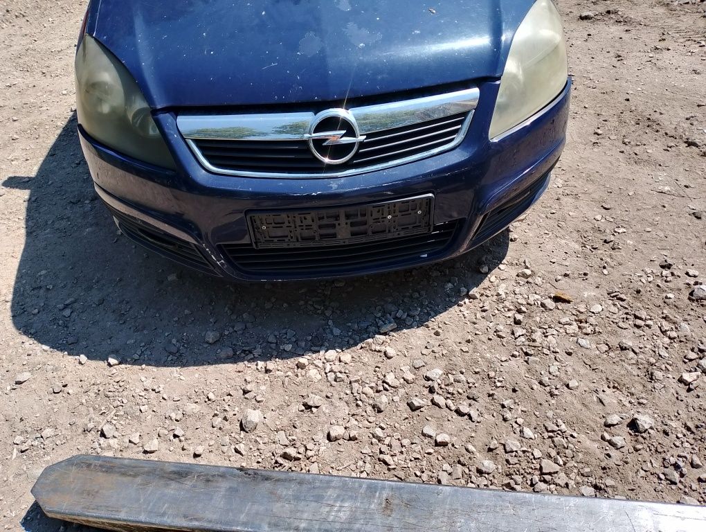 Grill opel Zafira b