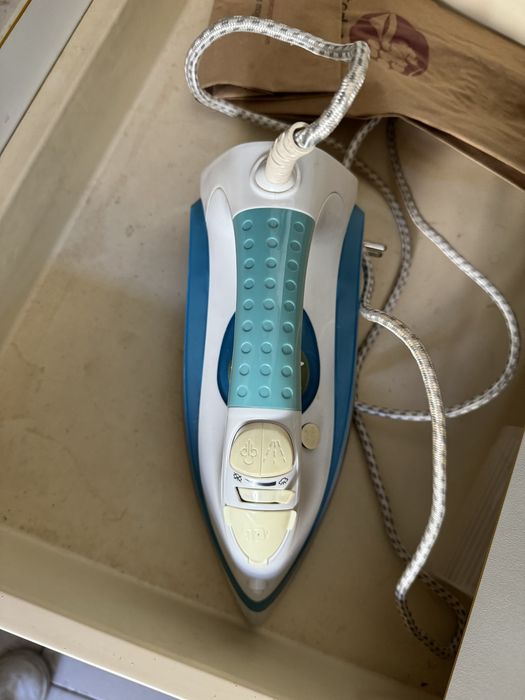 Ferro de Engomar Kunft