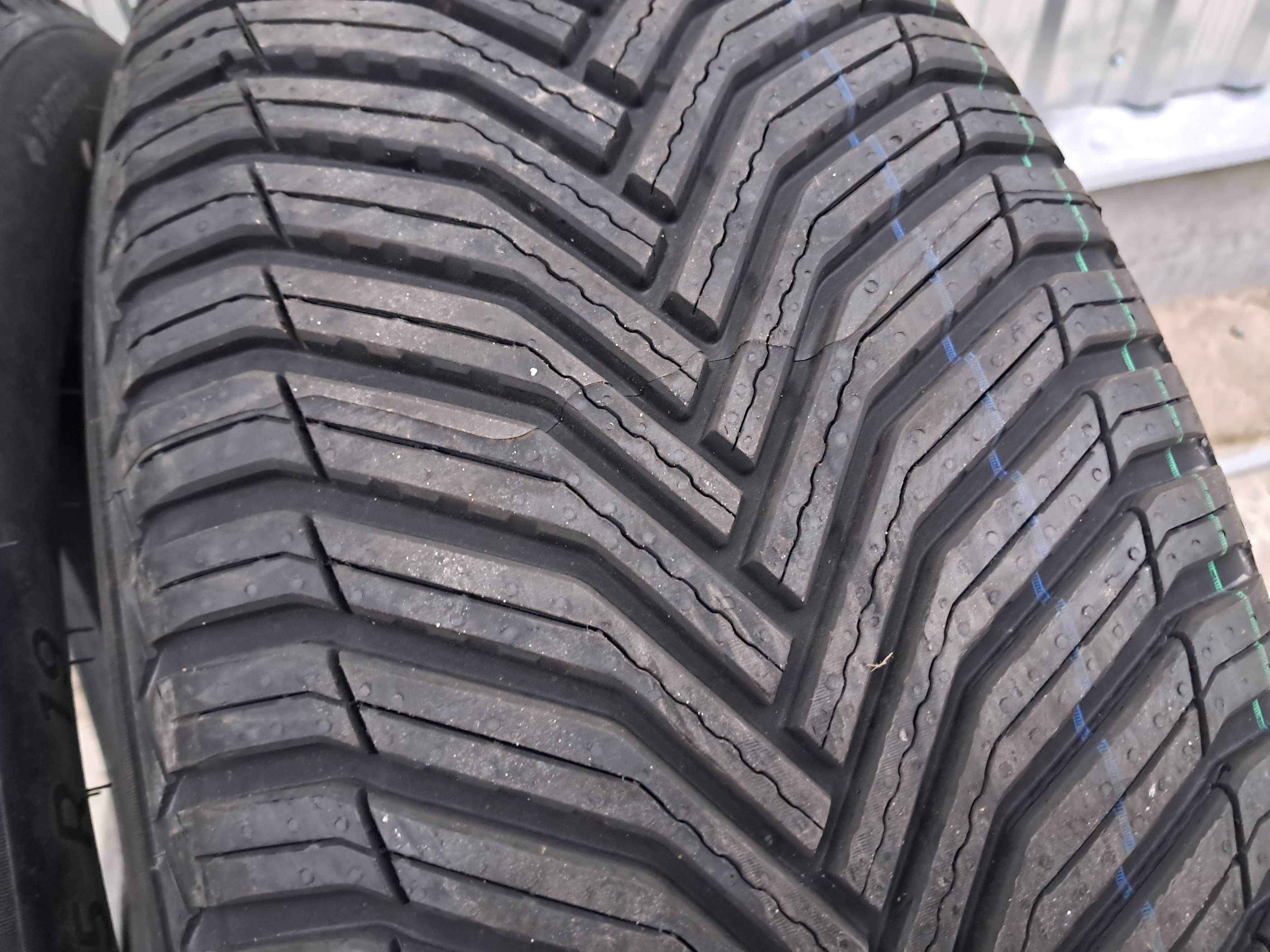 Резина НОВА Michelin 235/55 R19 Cross Climate 2 SUV 105H XL