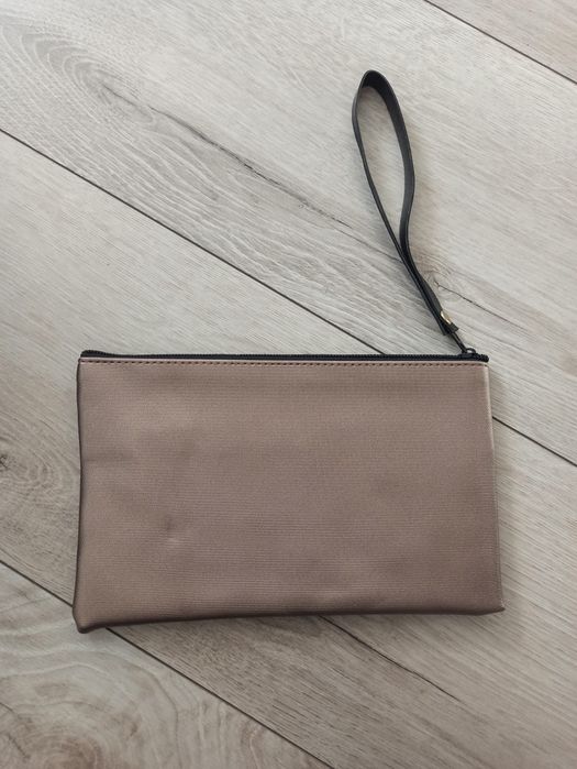 Brązowa saszetka 13x21 cm