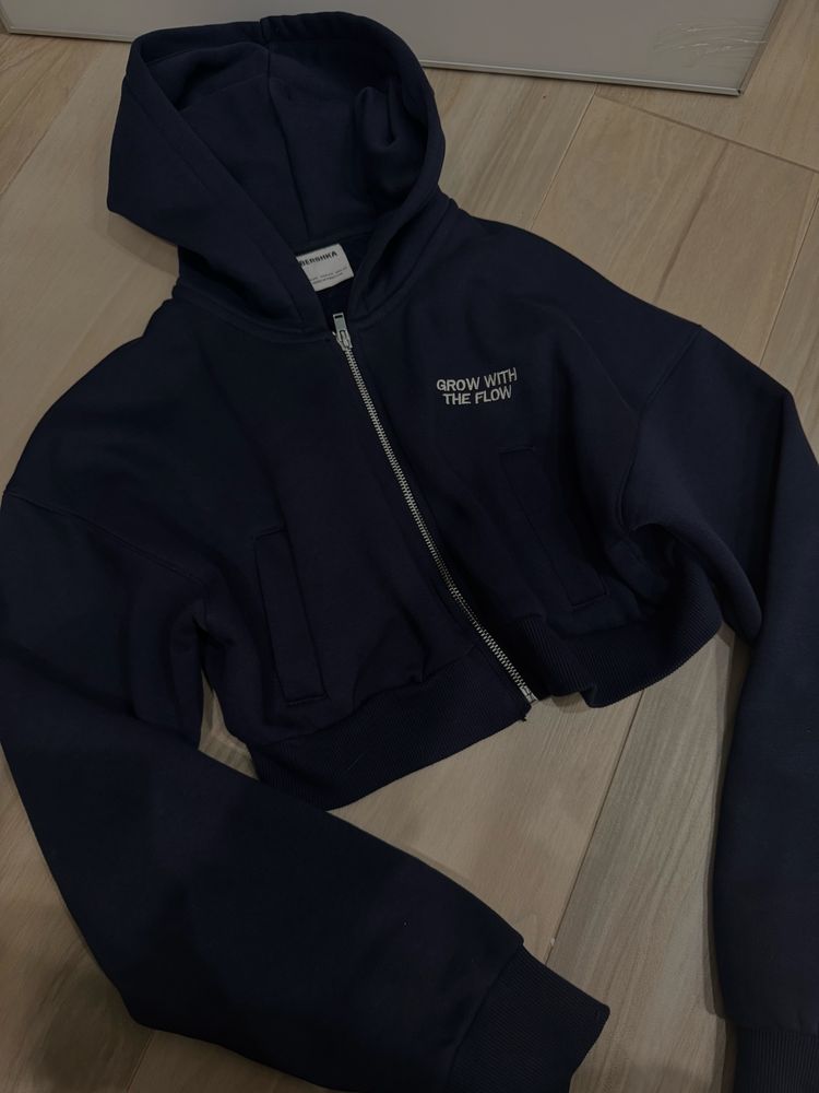 коротка зіпка Bershka, XS