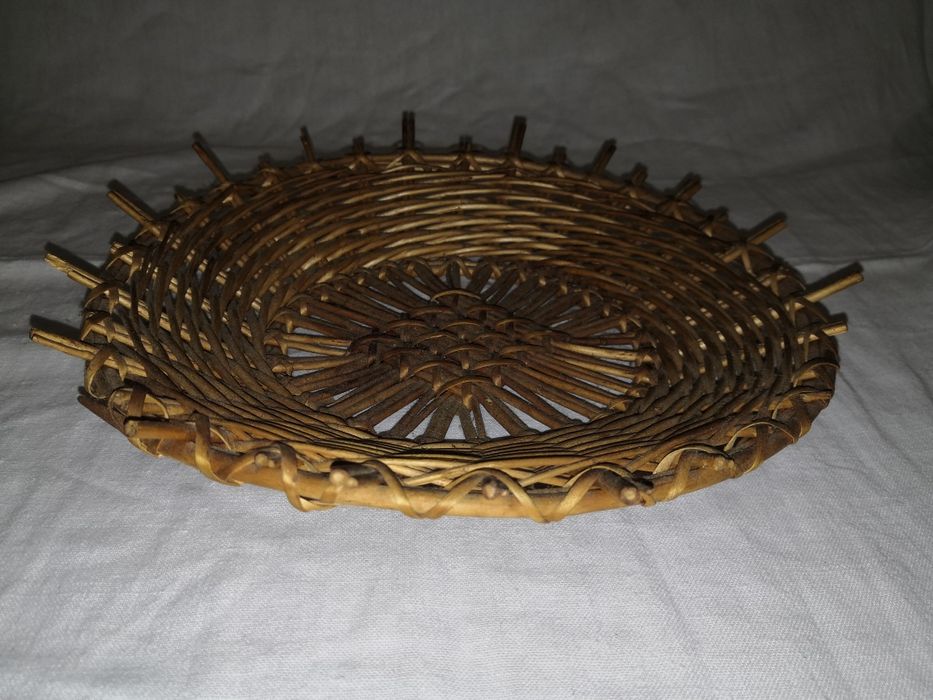 Плетенные корзины корзинки вазочки тарелки блюда