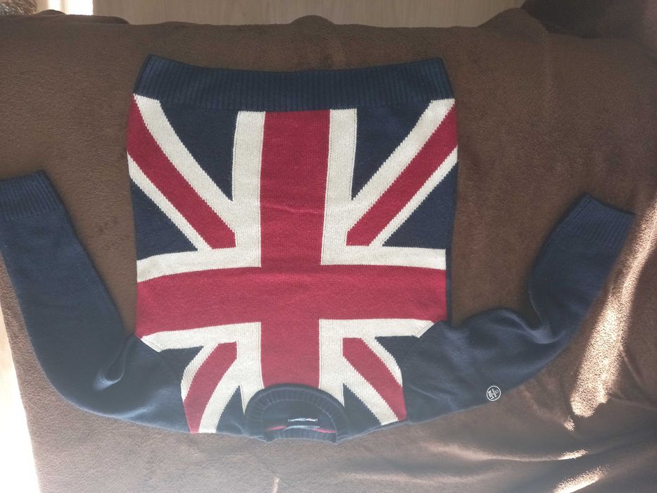 Vendo Camisola Criança Porches em Excelente estado de conservação