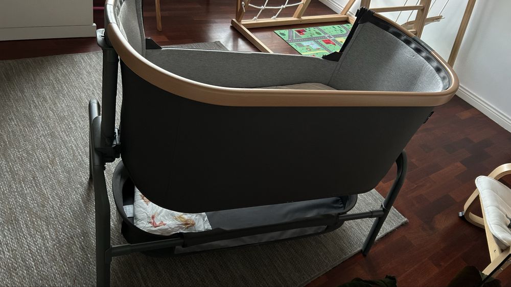 Maxi cosi Iora next to me