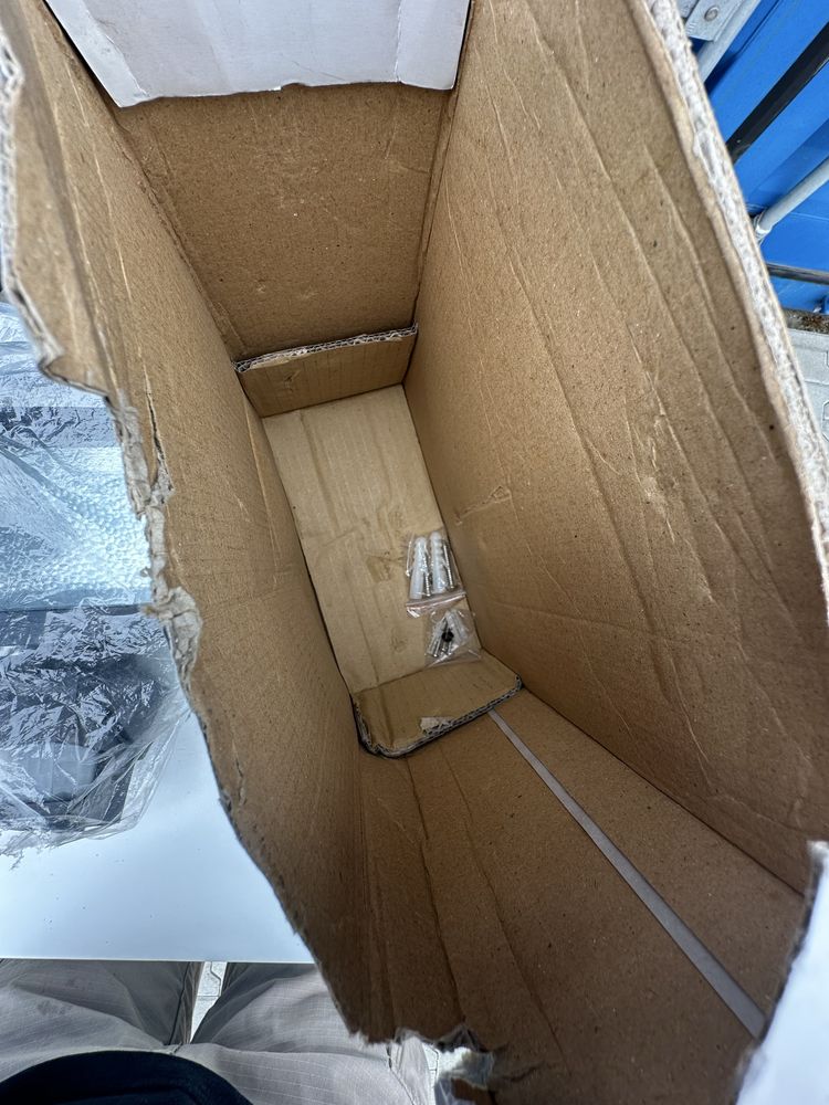 Lampa zewnetrzna E27 , czujnik ruchu NOWA