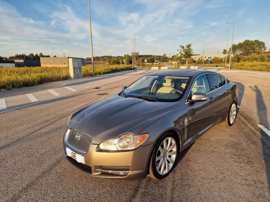 Jaguar XF 4.2 V8 Premium Luxury