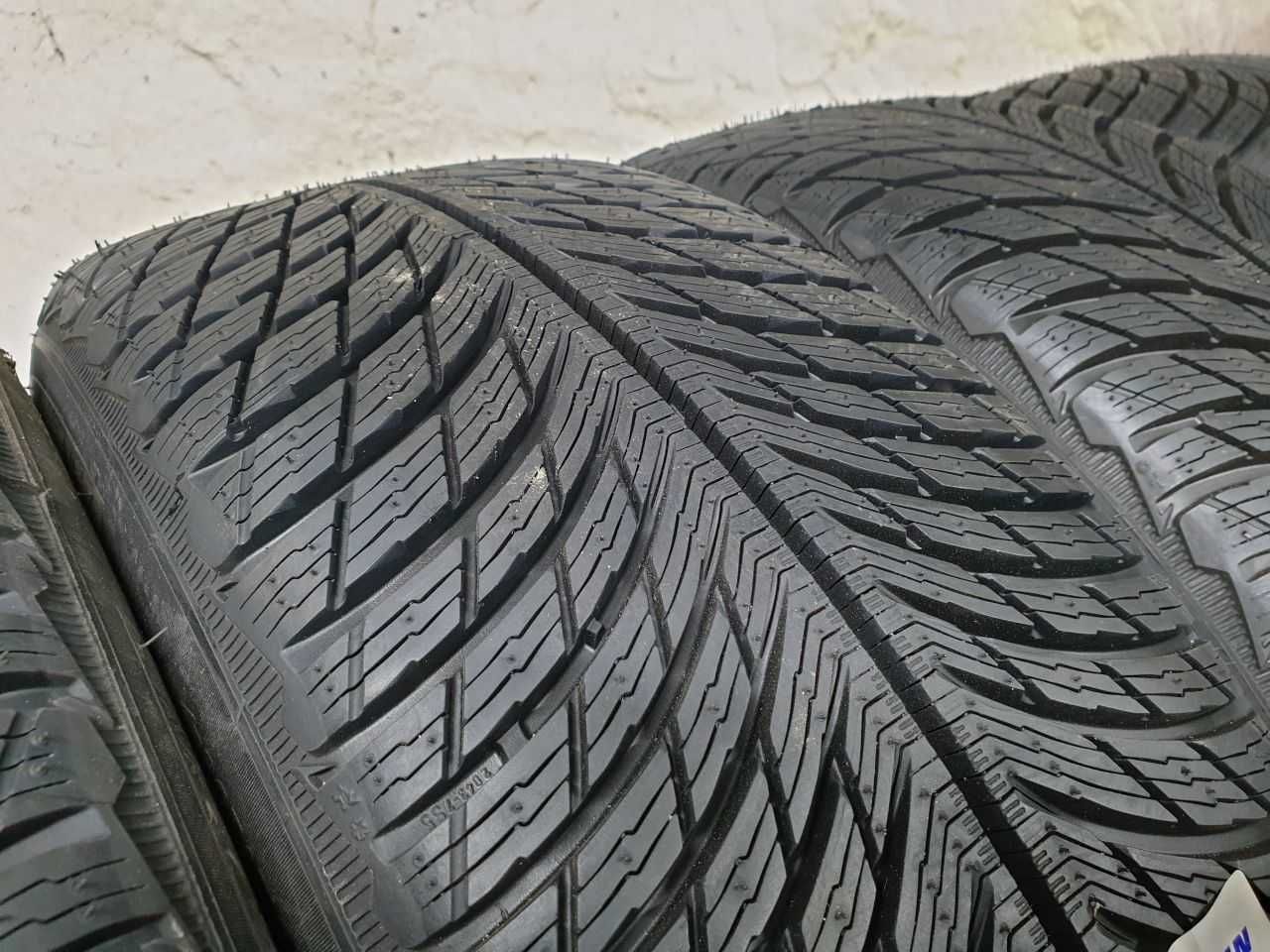Cztery Nowe Opony zimowe 235/55R18 8,8mm Michelin Pilot Alpin 5 SUV
