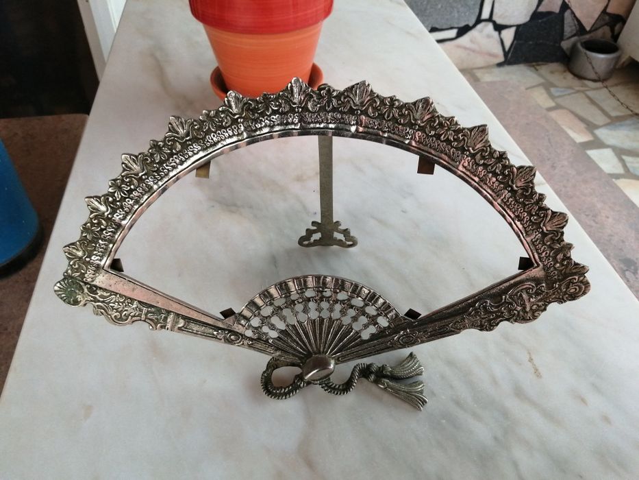 Leque em Estanho