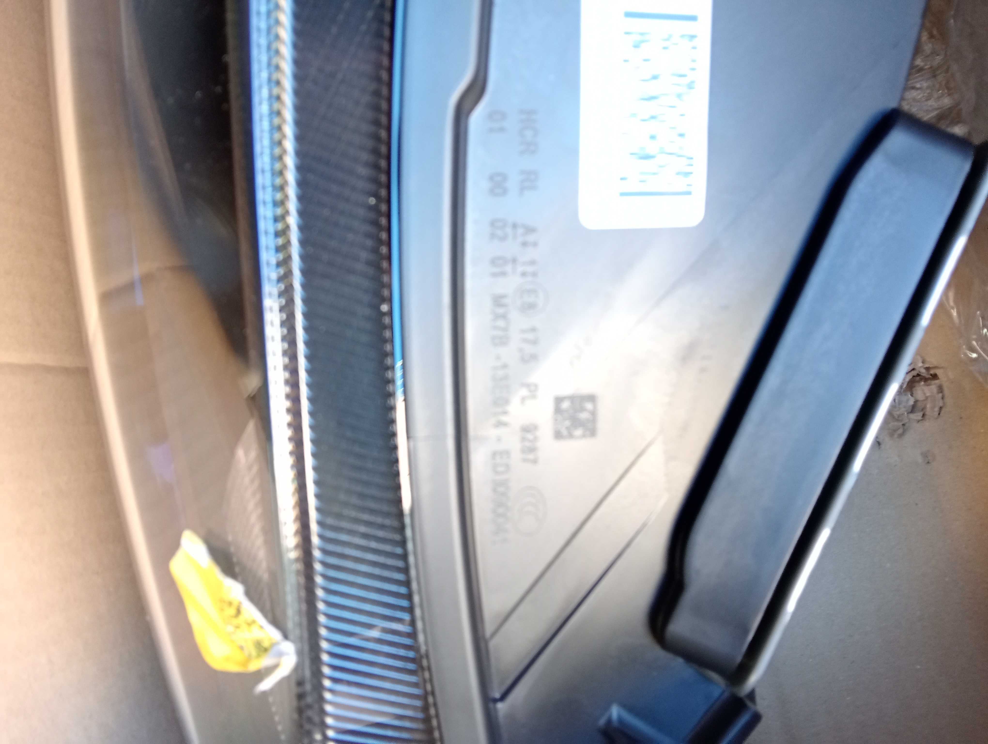 Ótica  lado direito nova para Ford focus