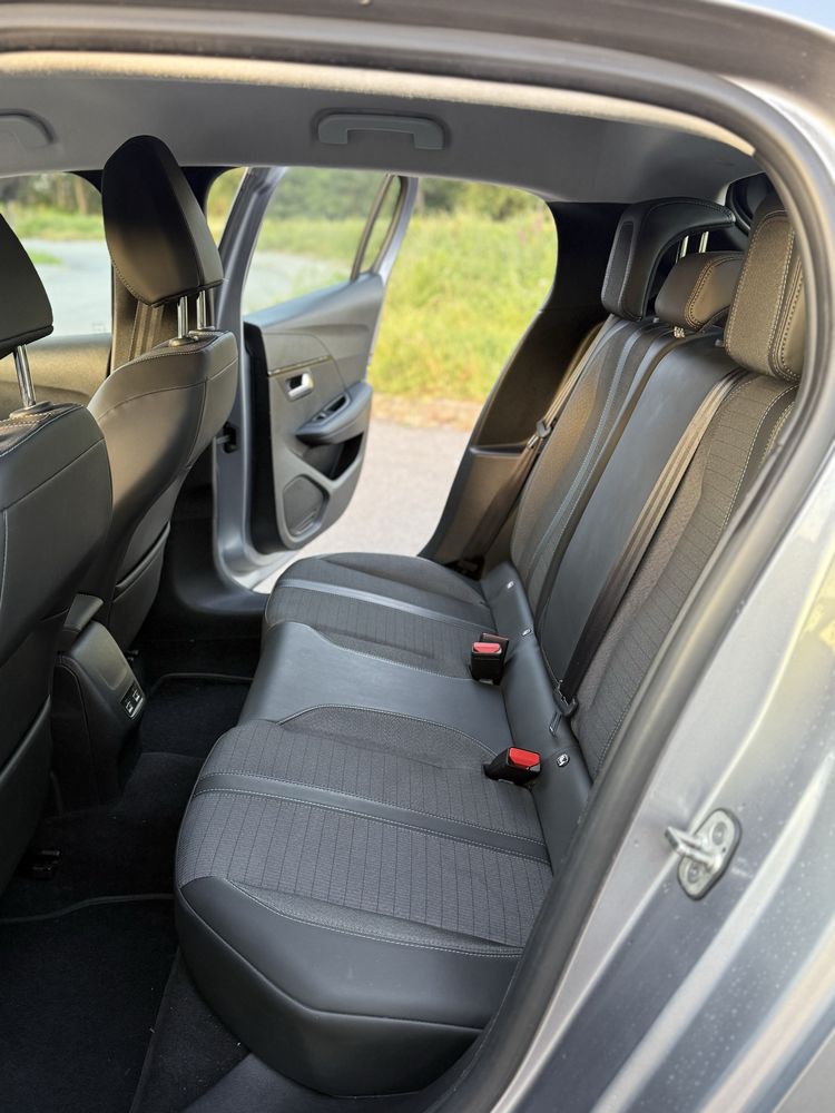 Peugeot 208 1.5 BlueHDi Allure Pack