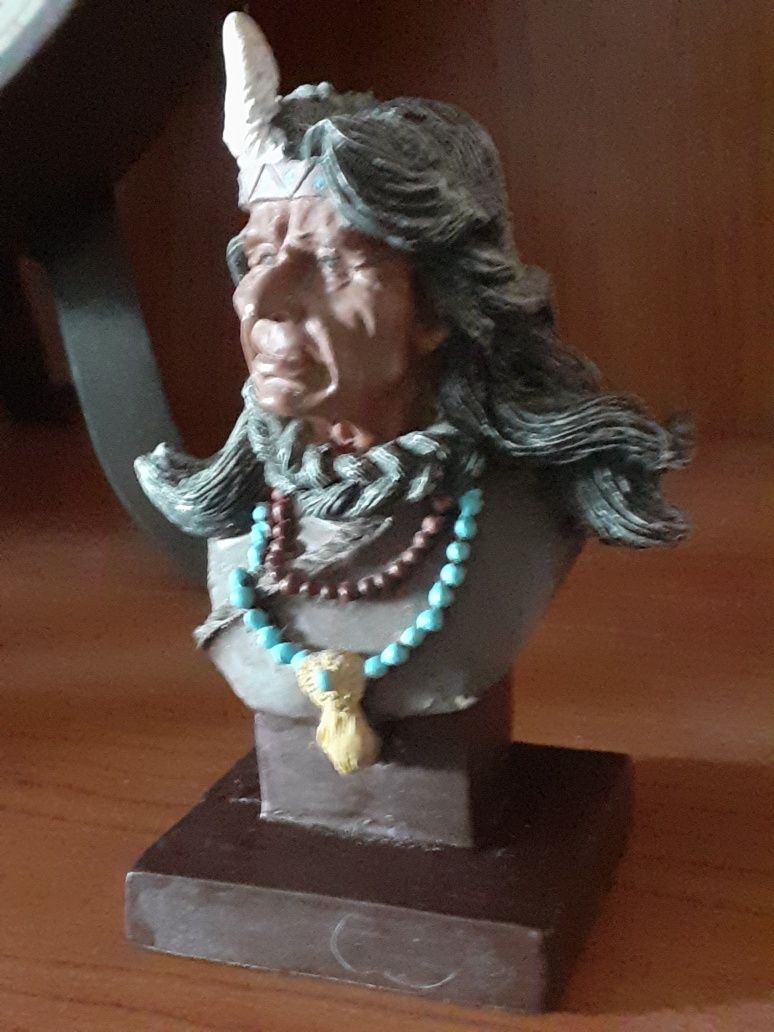 Estatueta Busto Indio da Amazônia Decoração coleção vintage Relogio