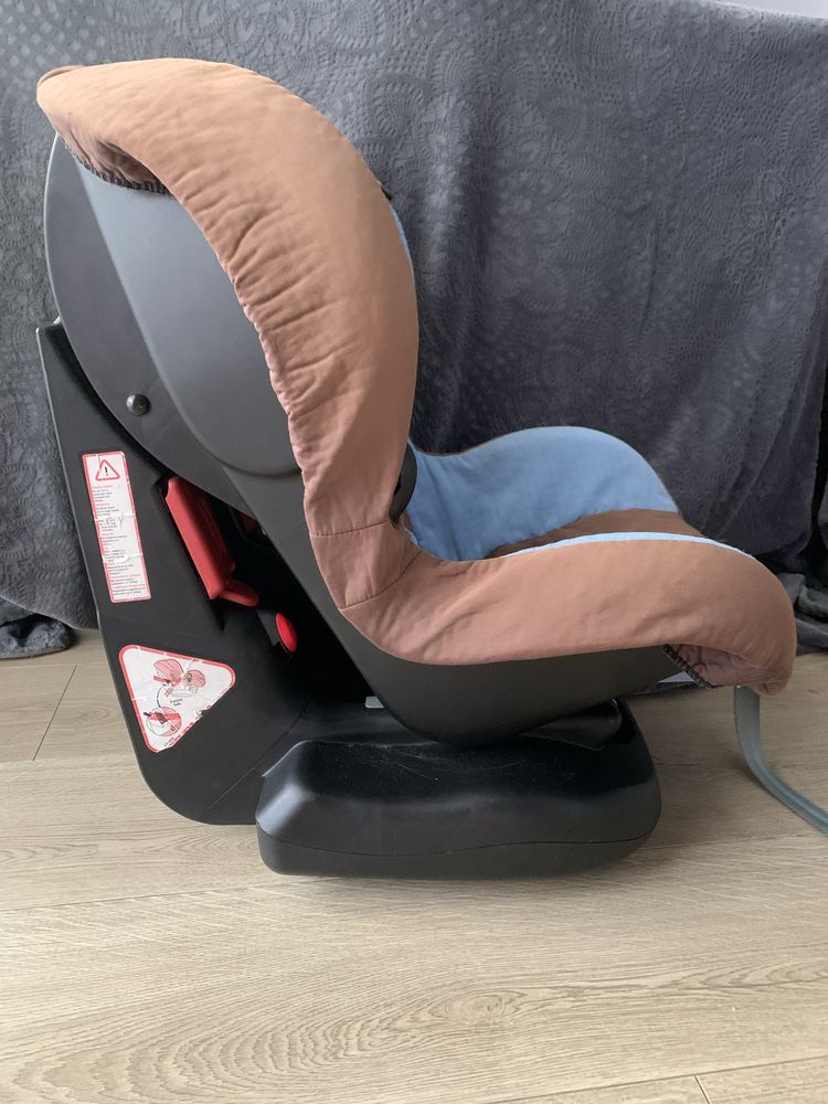 Sprzedam fotelik samochodowy Maxi Cosi