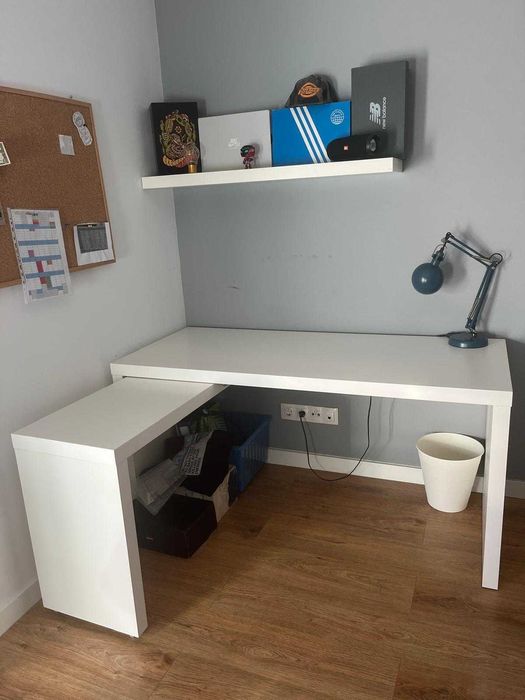 Secretaria Branca IKEA-MALM extensível