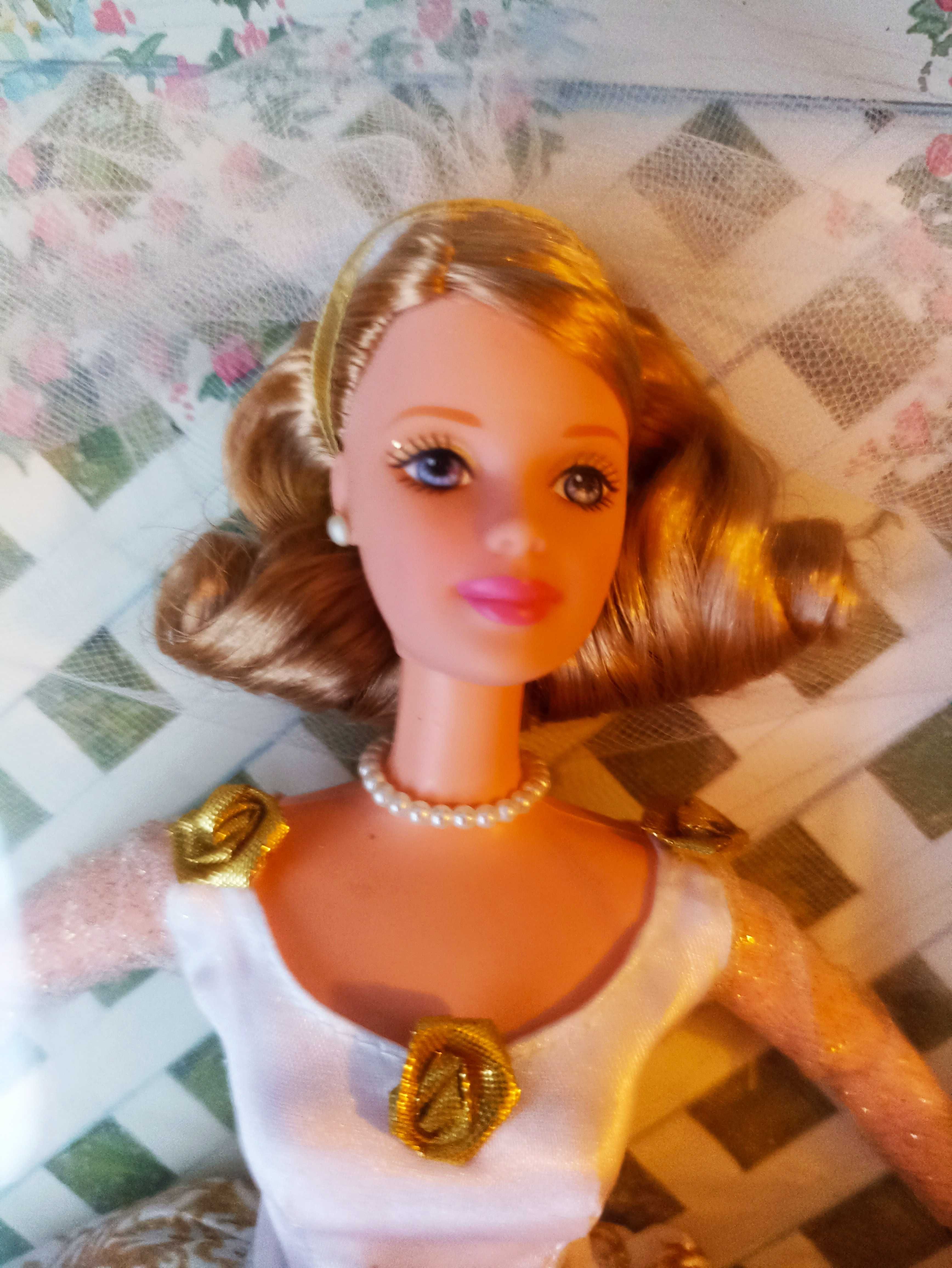 Barbie Club Wedd Blonde, ano 1996