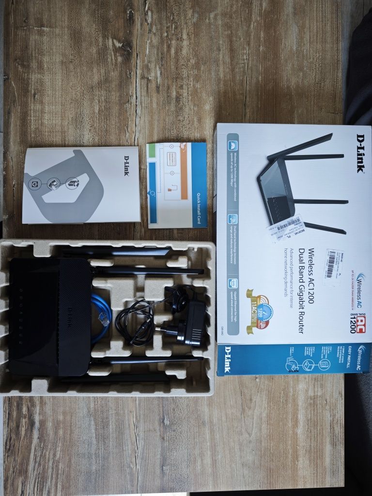 Router D-Link DIR-842