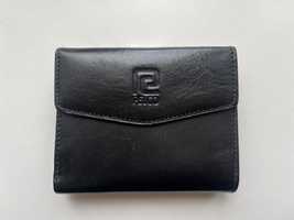 Nowy czarny skórzany portfel