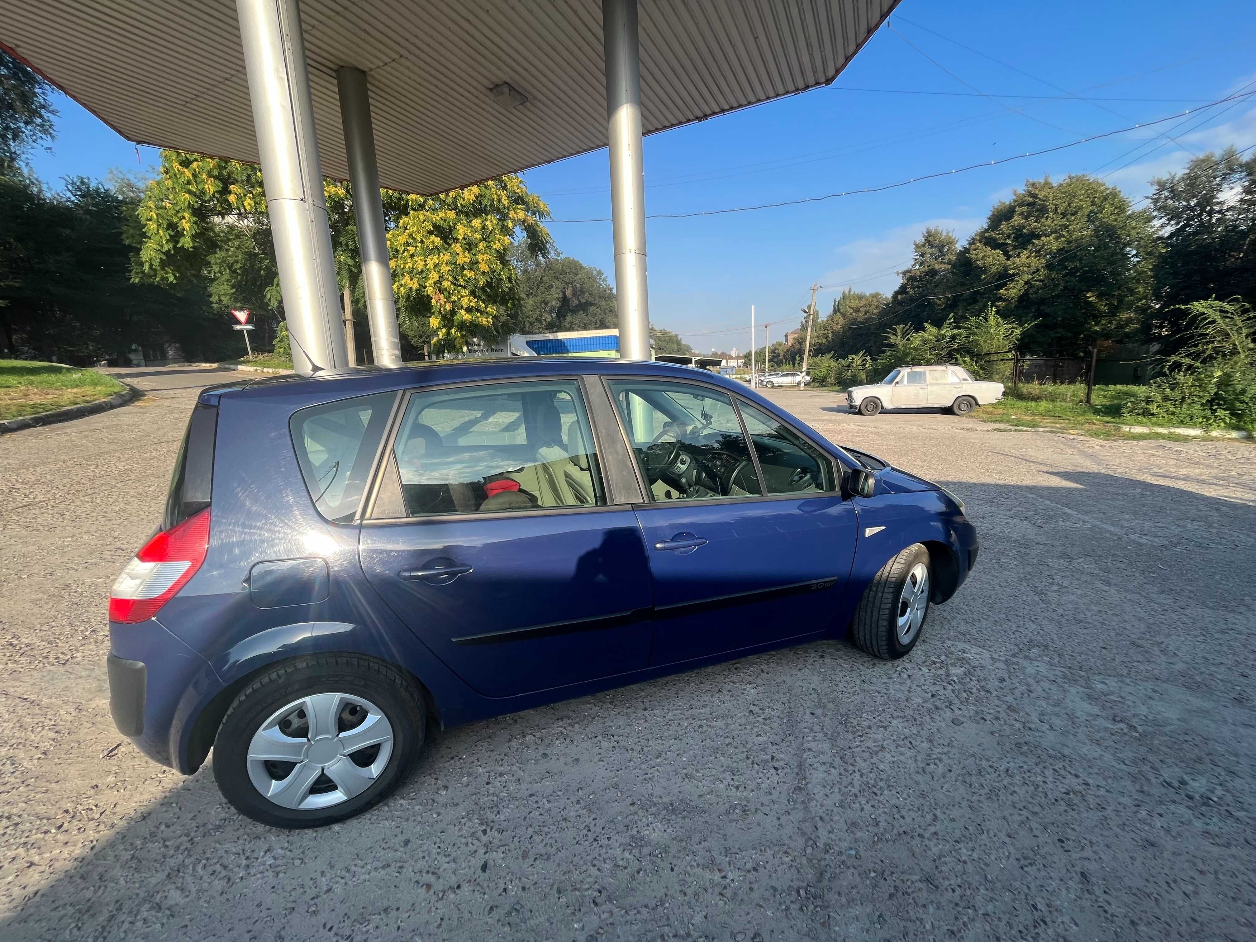 Продам Renault Scenic 2.0 бензин 2005р.