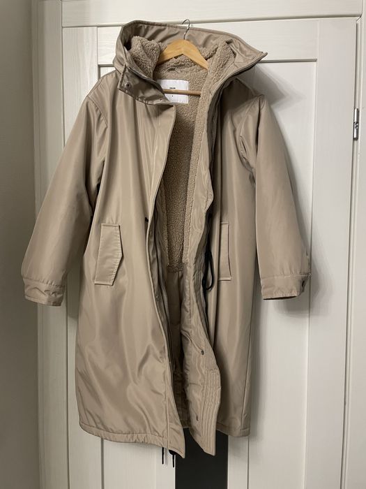 Продаю пальто, парка, пуховик Gropp