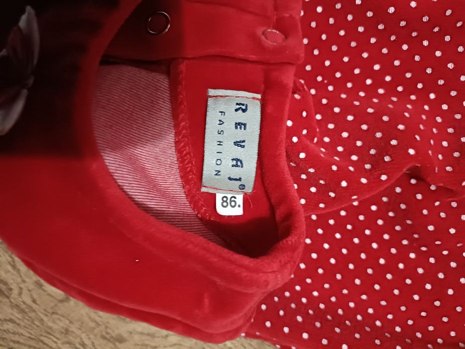 Czerwona sukienka rozmiar 86