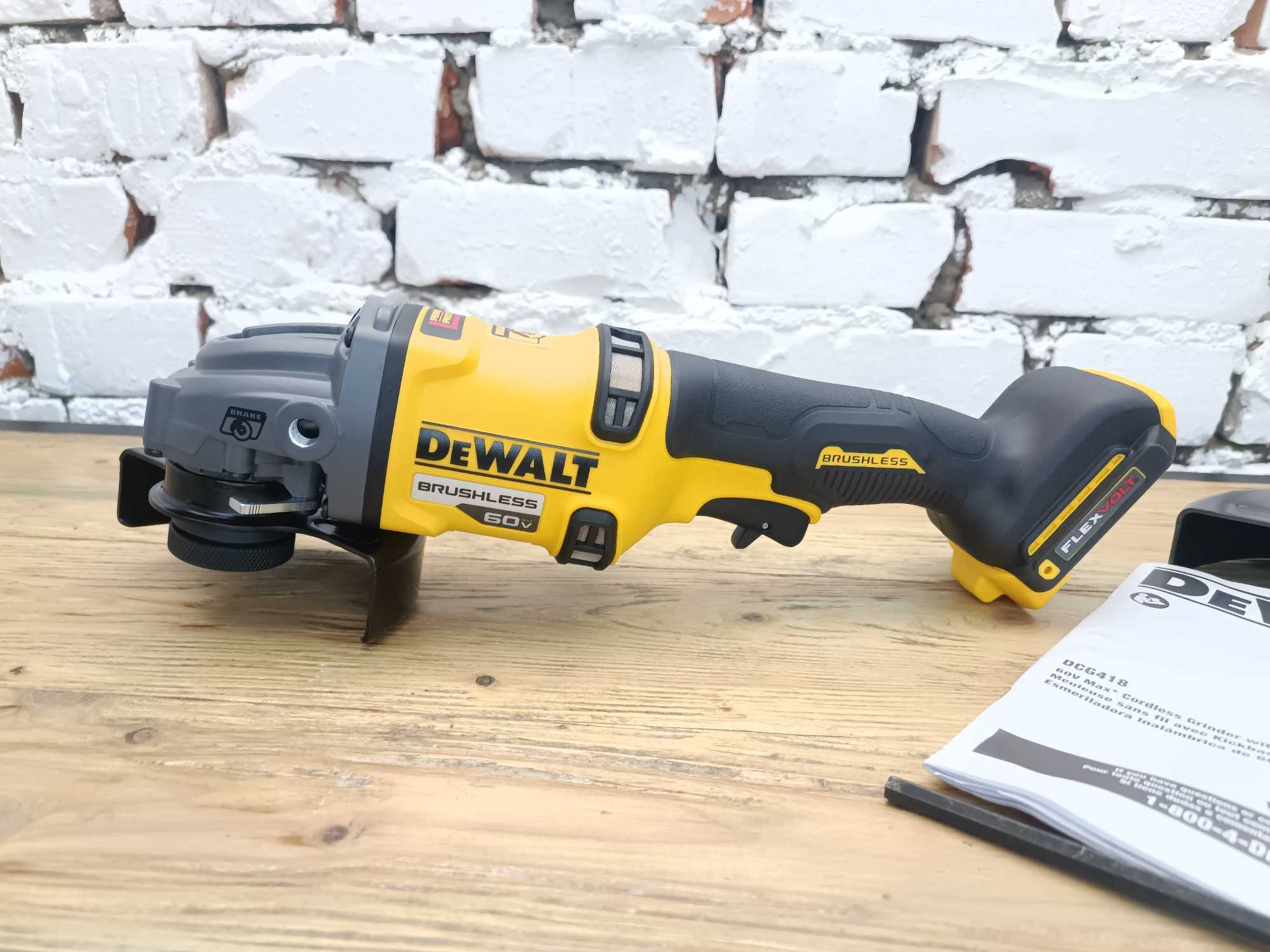 Аккумуляторна болгарка DeWalt FLEXVOLT DCG418 60V з США Оригінал