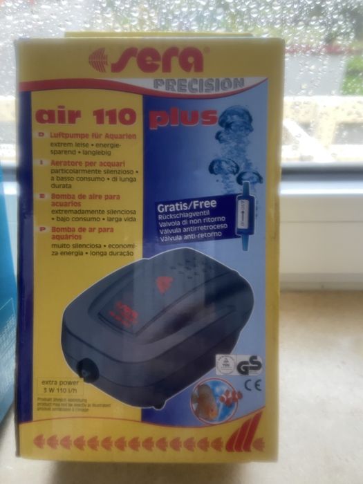 Bomba de ar para aquario e um termometro