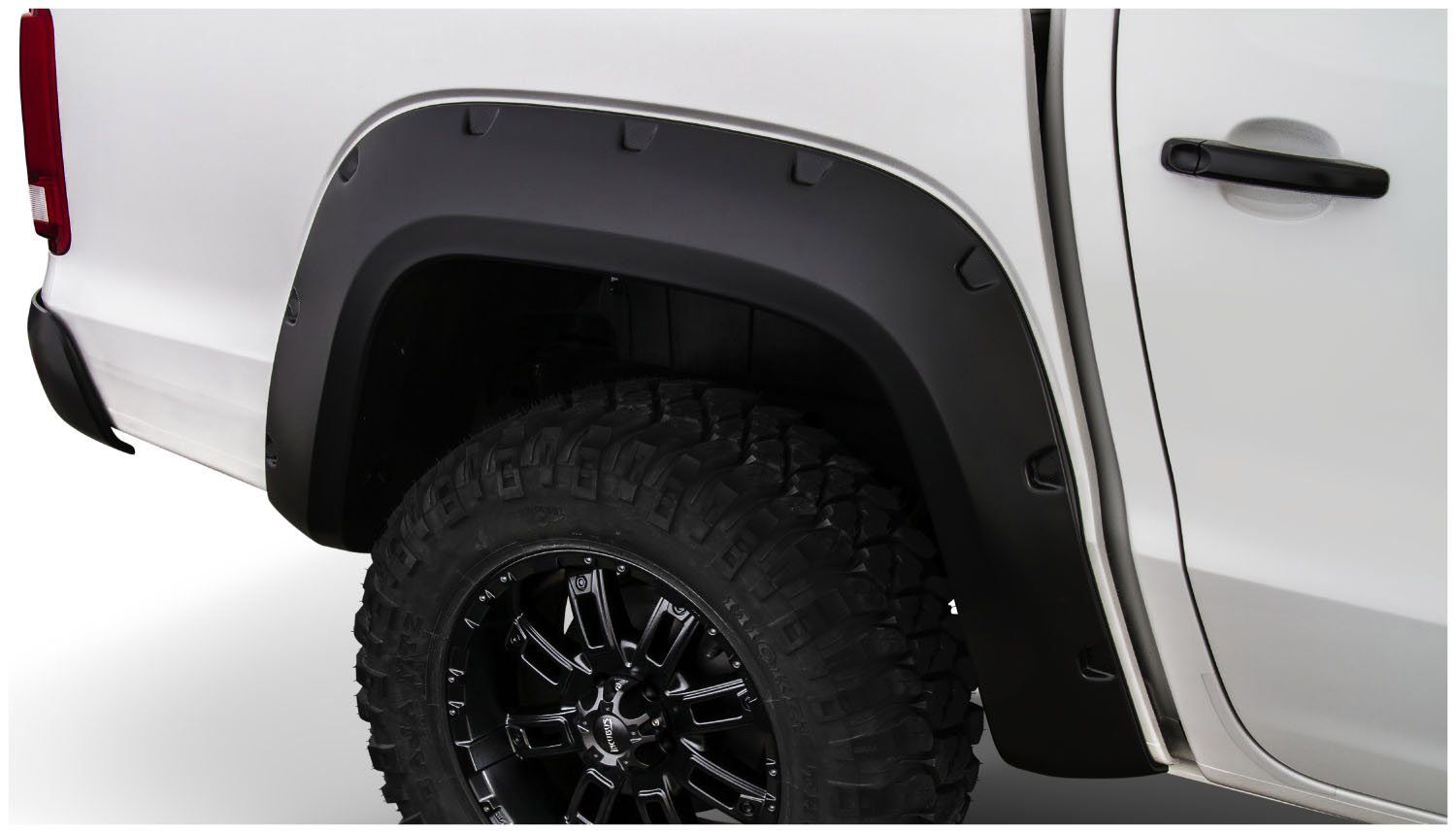 Nadkola poszerzenia nadkoli błotników VW Amarok