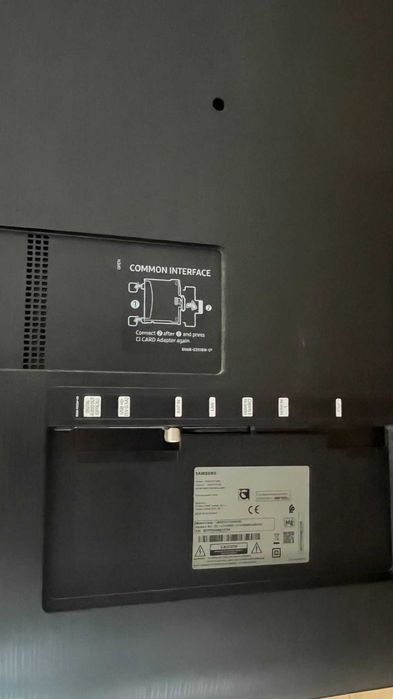 TV Samsung UE50TU7125K