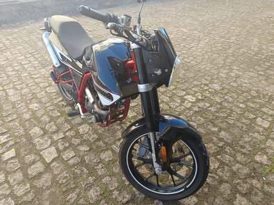 Mota 125cc - Malaguti Monte Pro 125