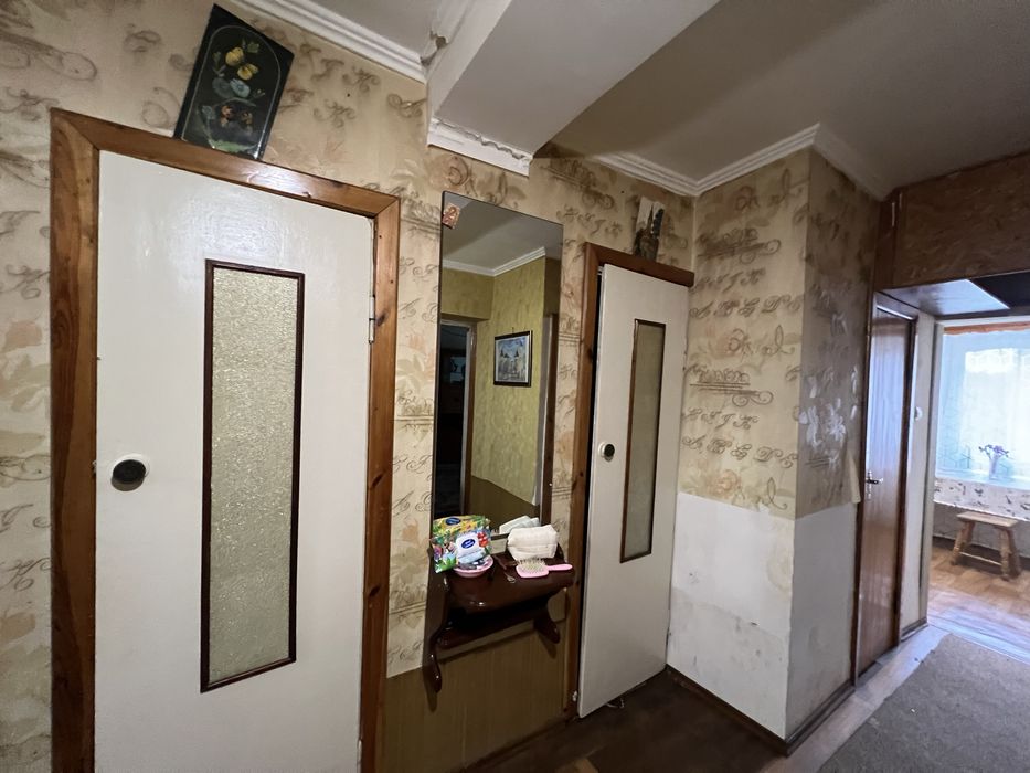 Продам ДВУШКУ 59 квадратів с. Чинадійово