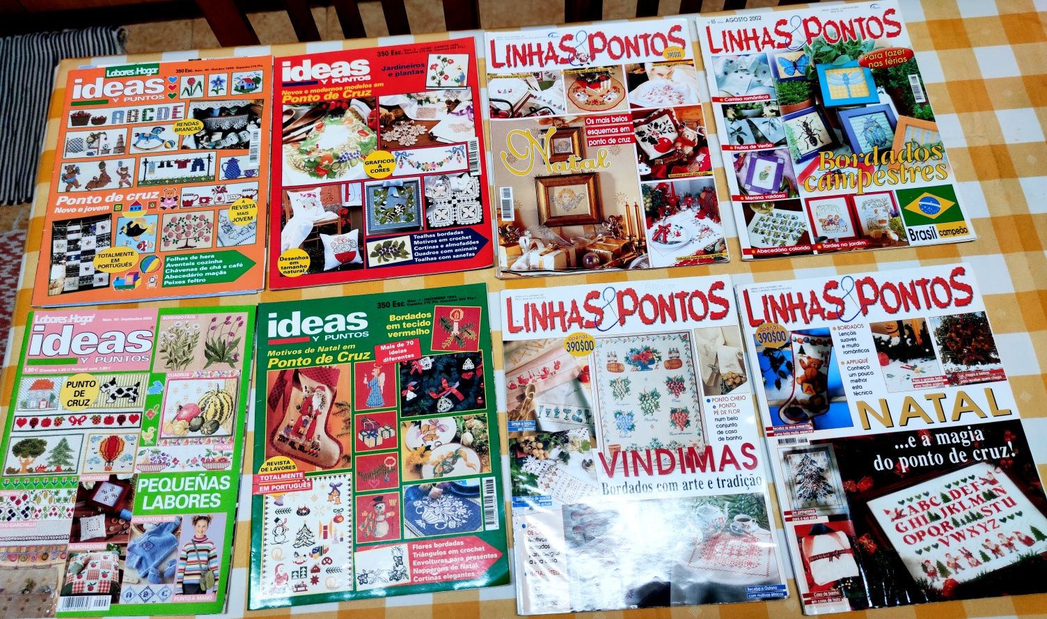 Diversas revistas bordados