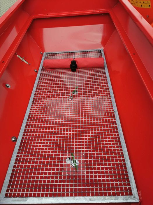 Nowy Dwutarczowy rozsiewacz nawozów MASTER JUNIOR GRASS ROL 600L/1000L