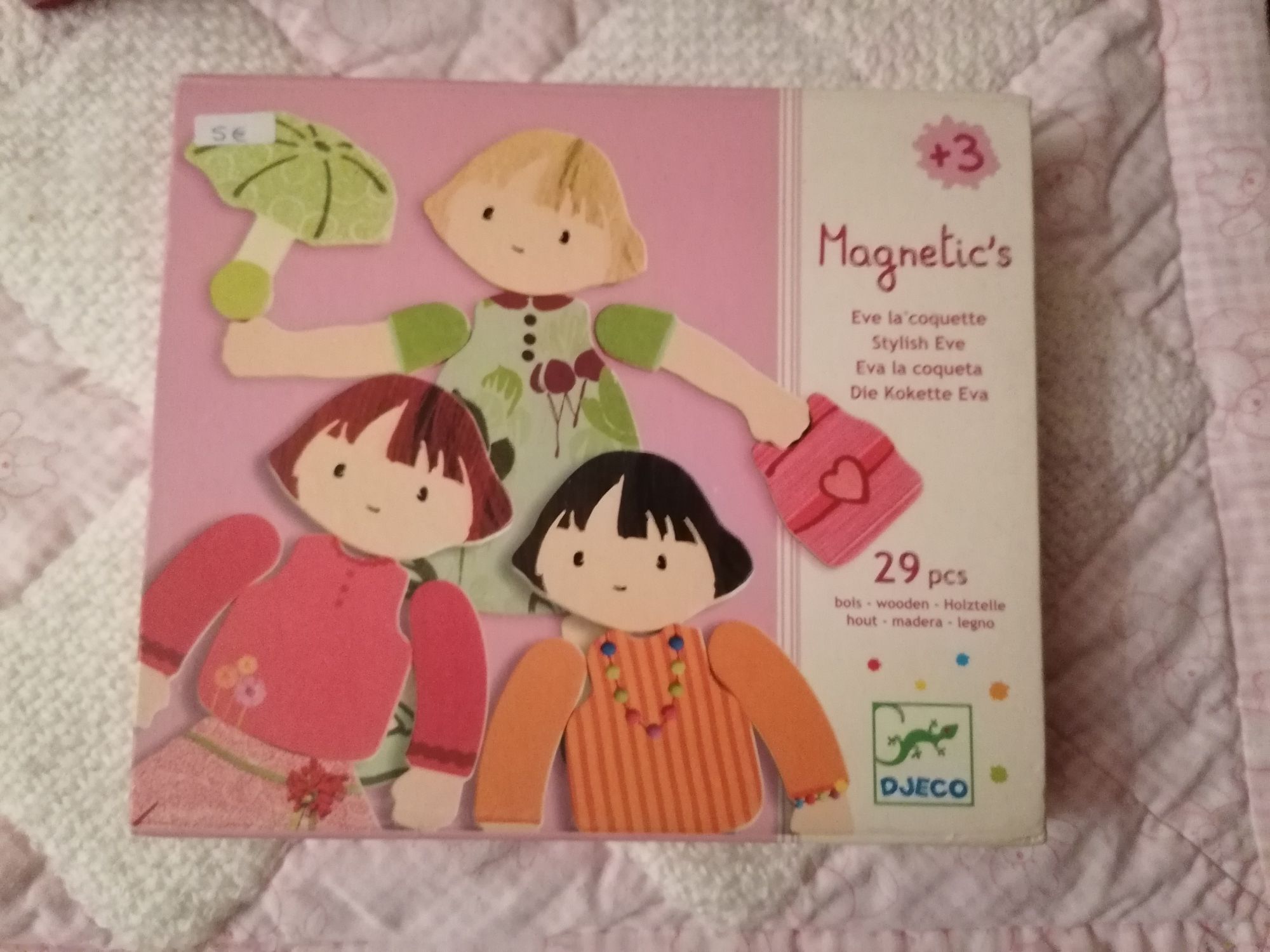 Puzzles educativos diversos letras, números e contas