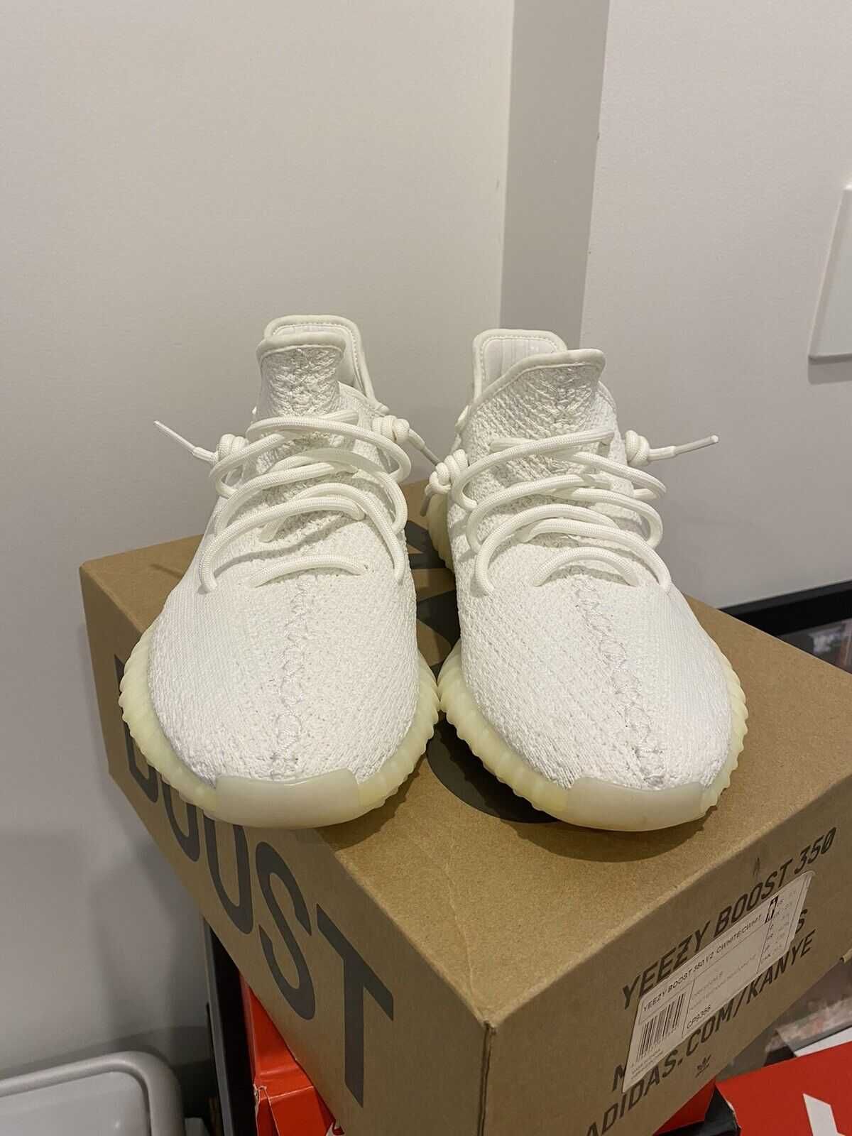 adidas Yeezy boost 350 V2 cream white