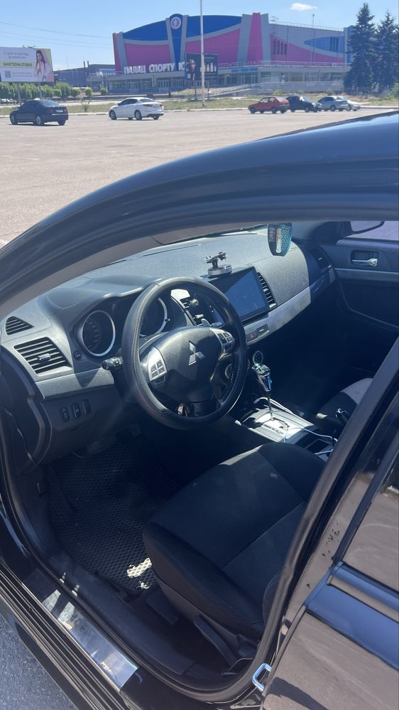 Mitsubishi lancer X 2008, 2.0, автомат