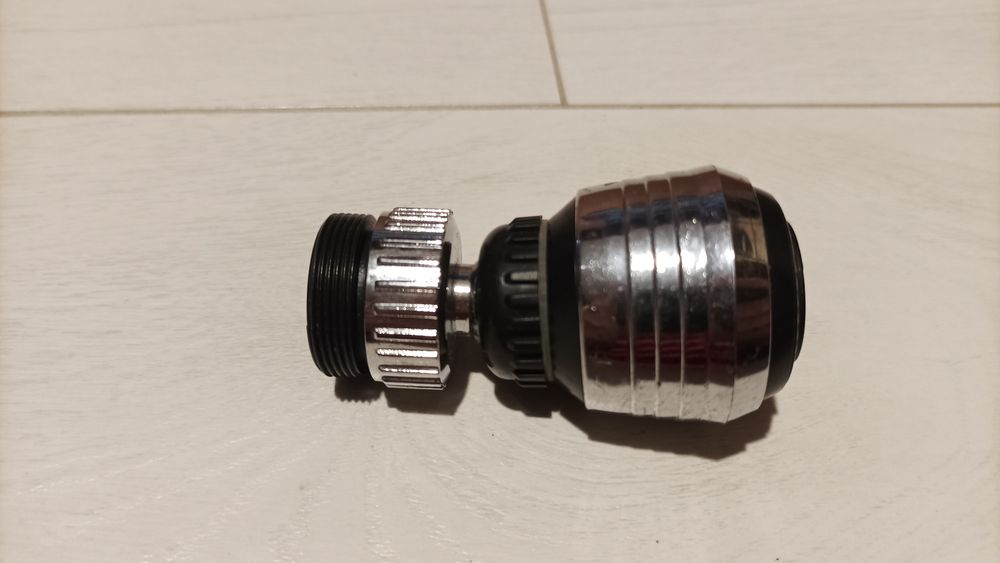 Аэратор насадка на кран экономитель воды.