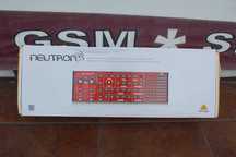Behringer NEUTRON Syntezator analogowy