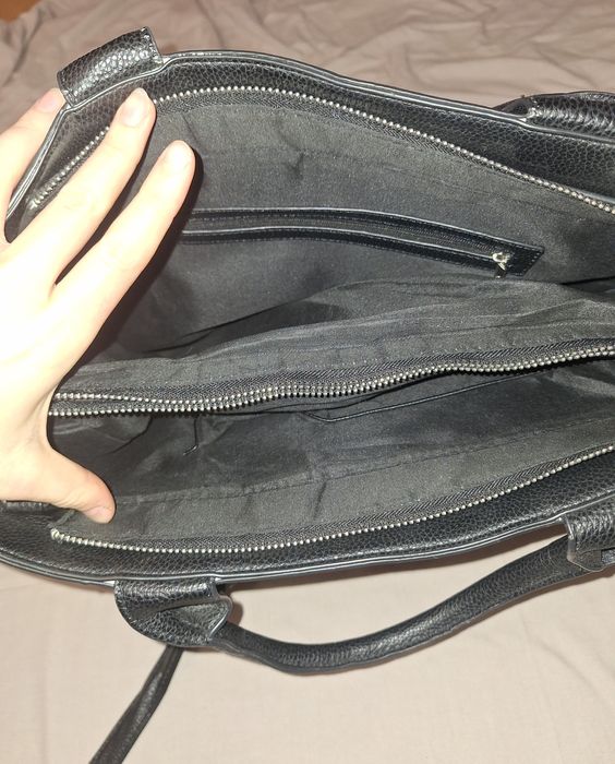 Czarna torba na ramię Torebka z regulowanym paskiem