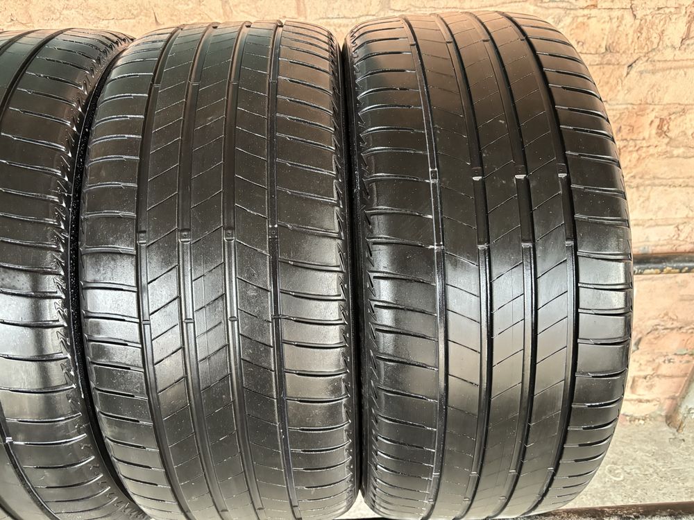 Комплект Літніх Шин 245/40R19 Bridgestone Turanza T005