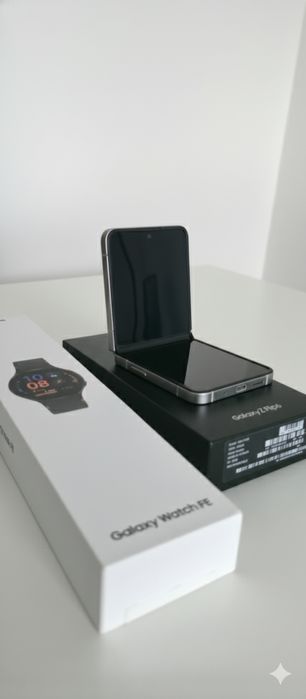 NOVO - Samsung Z Flip 6 256 GB - Galaxy watch 7 FE