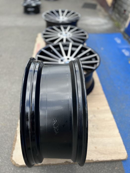 5/120 R22 ET22-42 9-10,5J 72,6 BMW Range Rover диски від goauto Київ