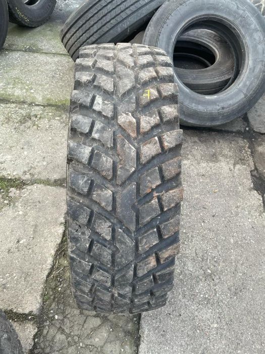 360/80R24 13.6R24 Opona przemysłowa NOKIAN TRI2 70% TRI 2