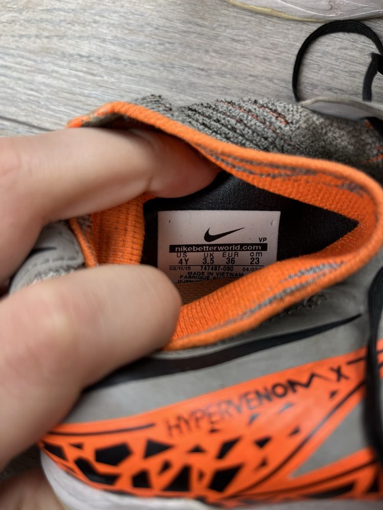 Szare buty sportowe halówki Nike Hypervenom X Proximo IC rozmiar 36