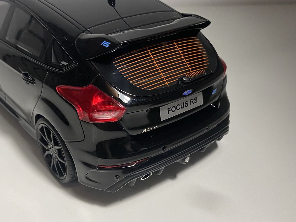 Sprzedam model 1:18 Ford Focus RS OTTO Limit