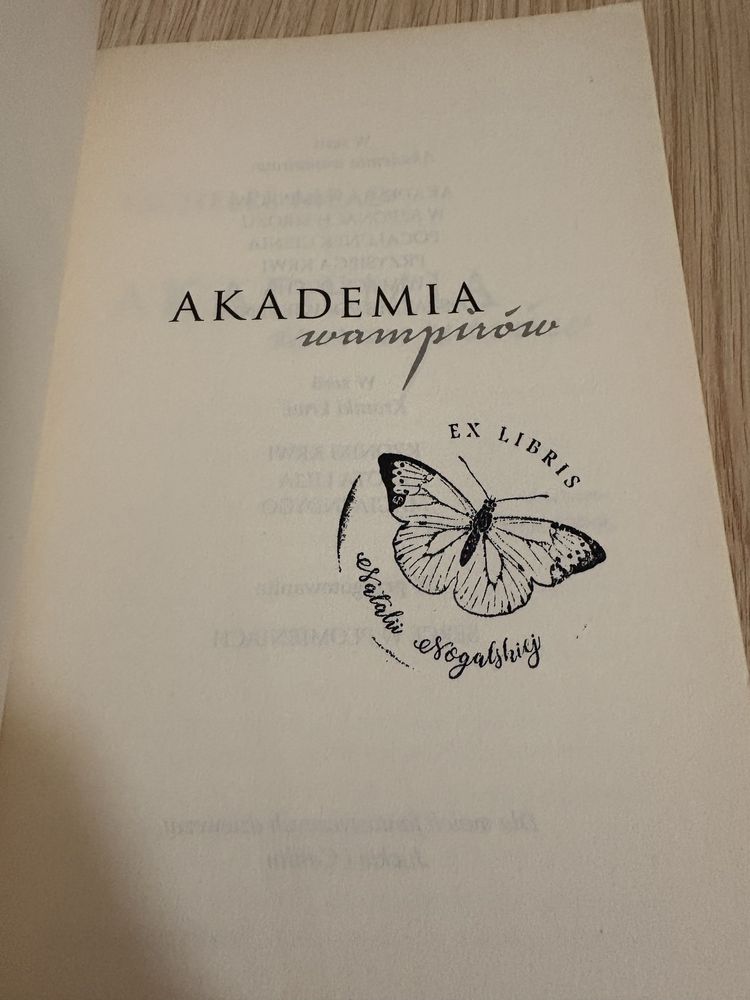 Akademia wampirów