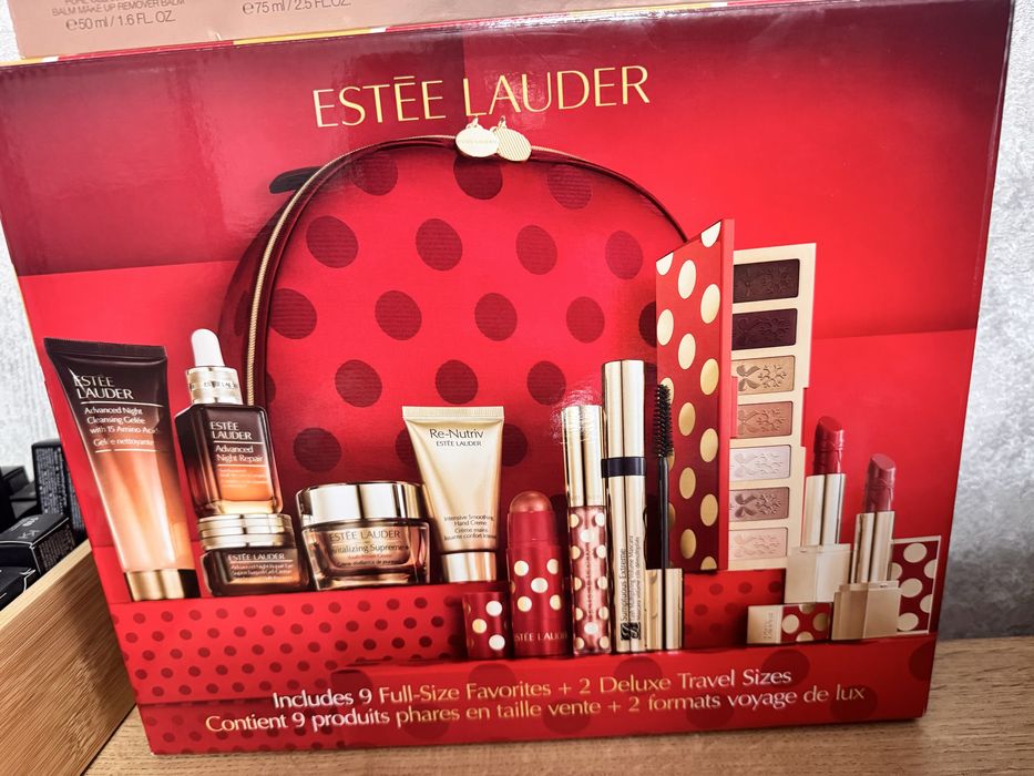 Набір Estee lauder 11 одиниць + космеьтчка