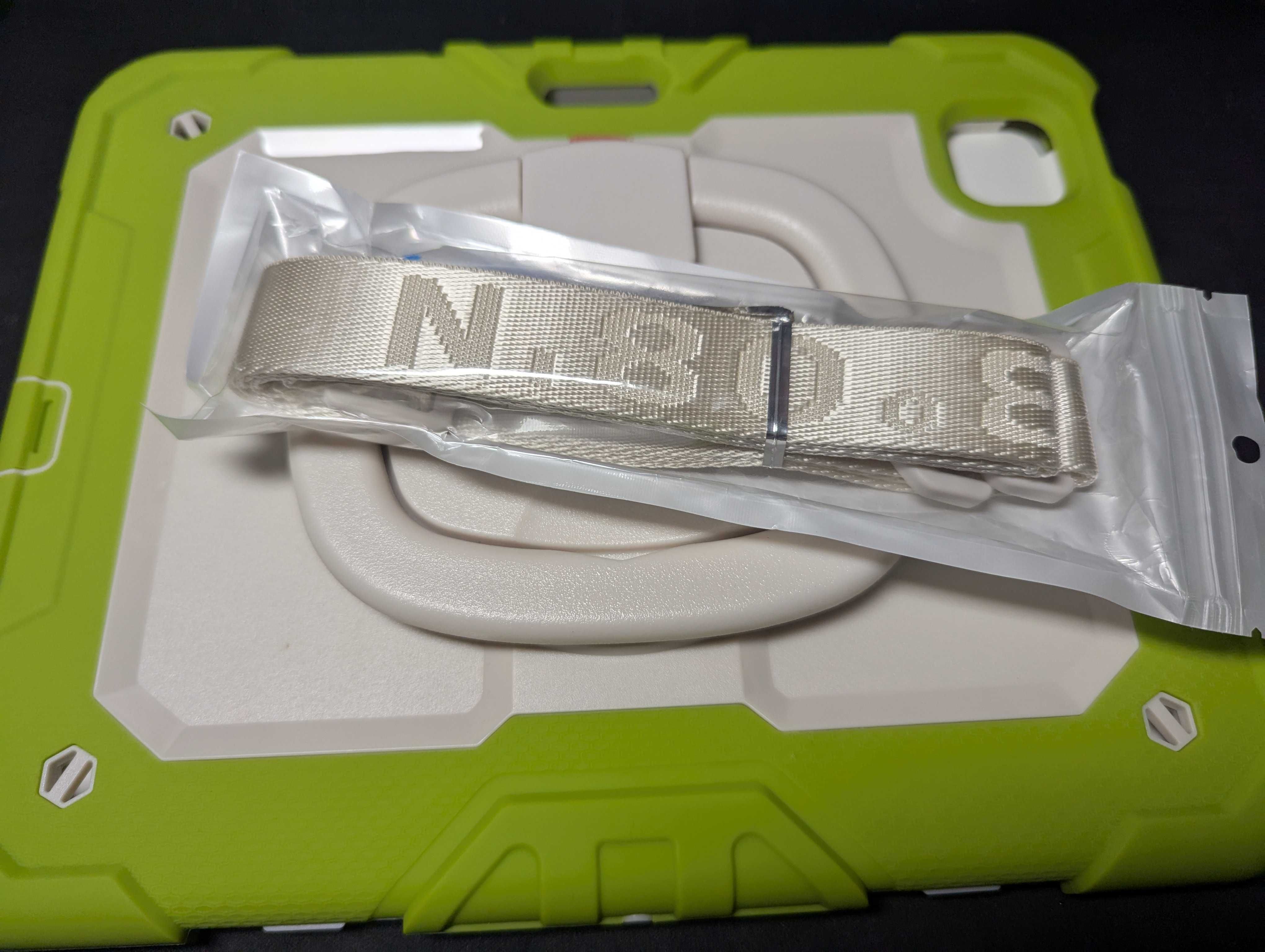 Pancerne Etui IPad Air 4/5 10.9' + pasek