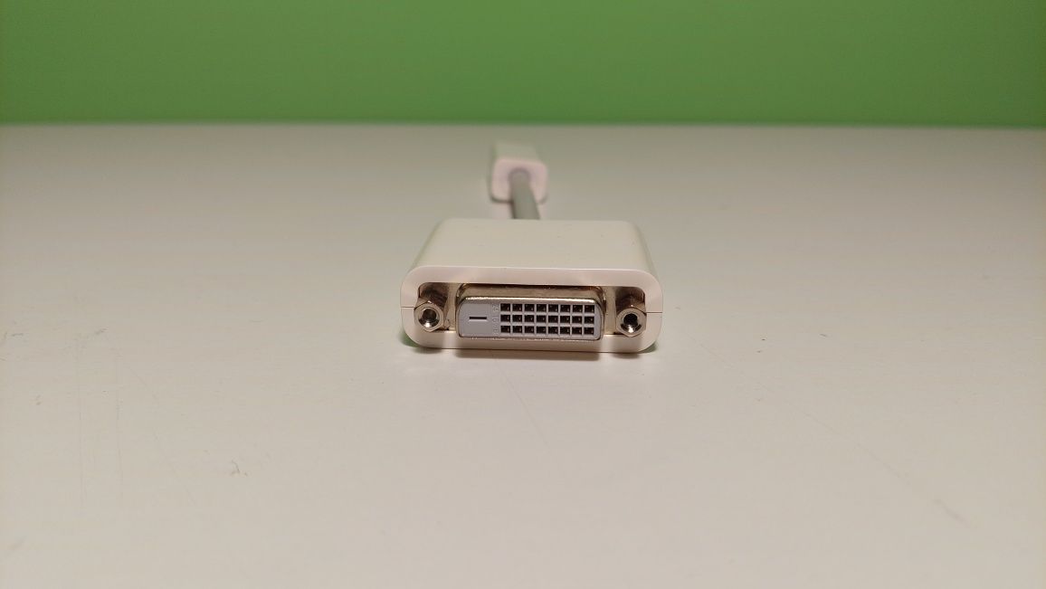 Adaptador Apple Mini DVI para DVI-D