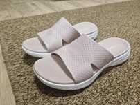 Klapki damskie skechers