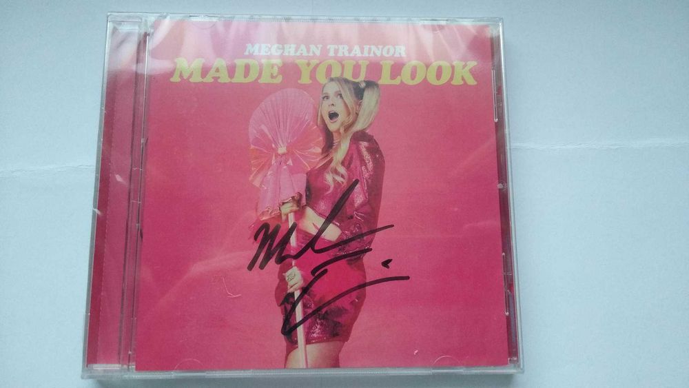 Meghan Trainor - singlowa płyta "Made You Look" z autografem