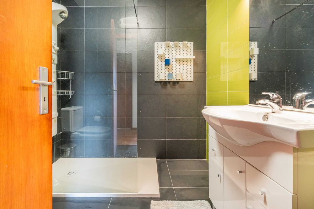 4 quartos em Moradia T4, Guimarães-Fermentões